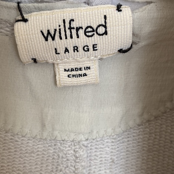 Aritzia sweater - Picture 2 of 4